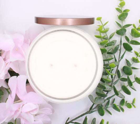 Sand & Driftwood Candle (16.5 oz)